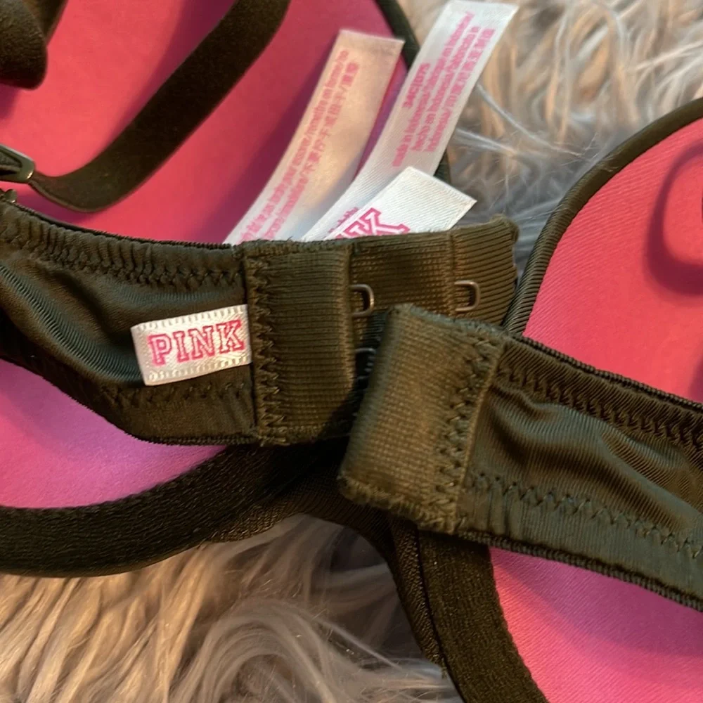 PINK Victoria secret wear‎ everywhere bra